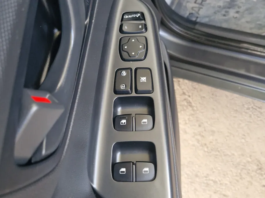 2022 Hyundai Kona COMFORT (Sunroof) 