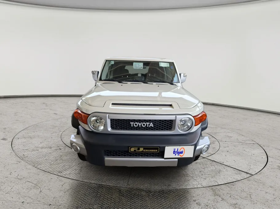 تويوتا اف جي FJ Cruiser 2022 