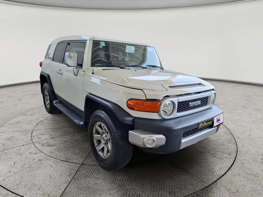 تويوتا اف جي FJ Cruiser 2022 