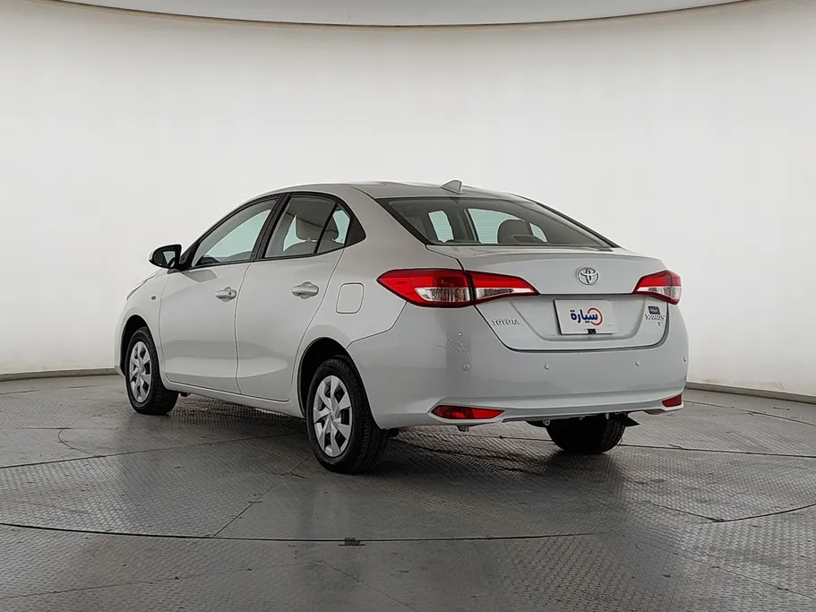 2021 Toyota Yaris  Y 