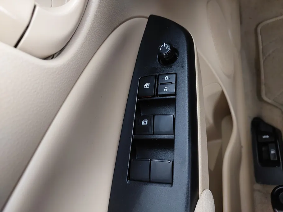 2021 Toyota Yaris  Y 