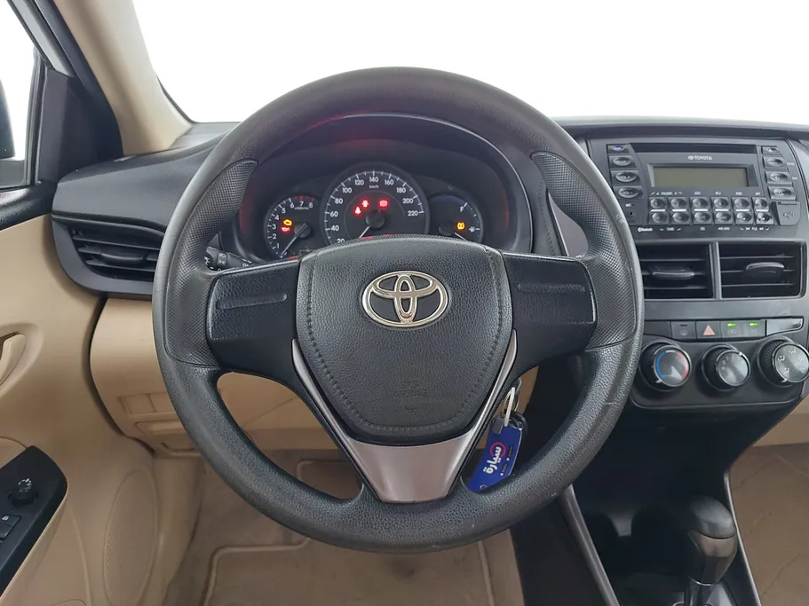 2021 Toyota Yaris  Y 