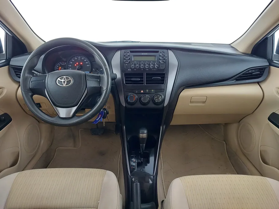 2021 Toyota Yaris  Y 