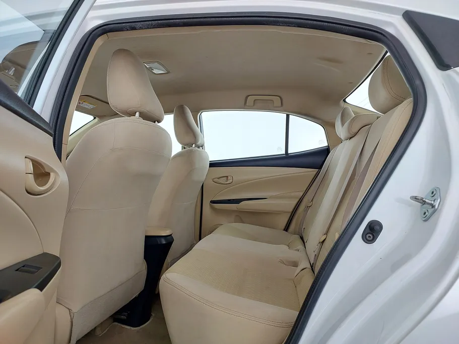 2021 Toyota Yaris  Y 