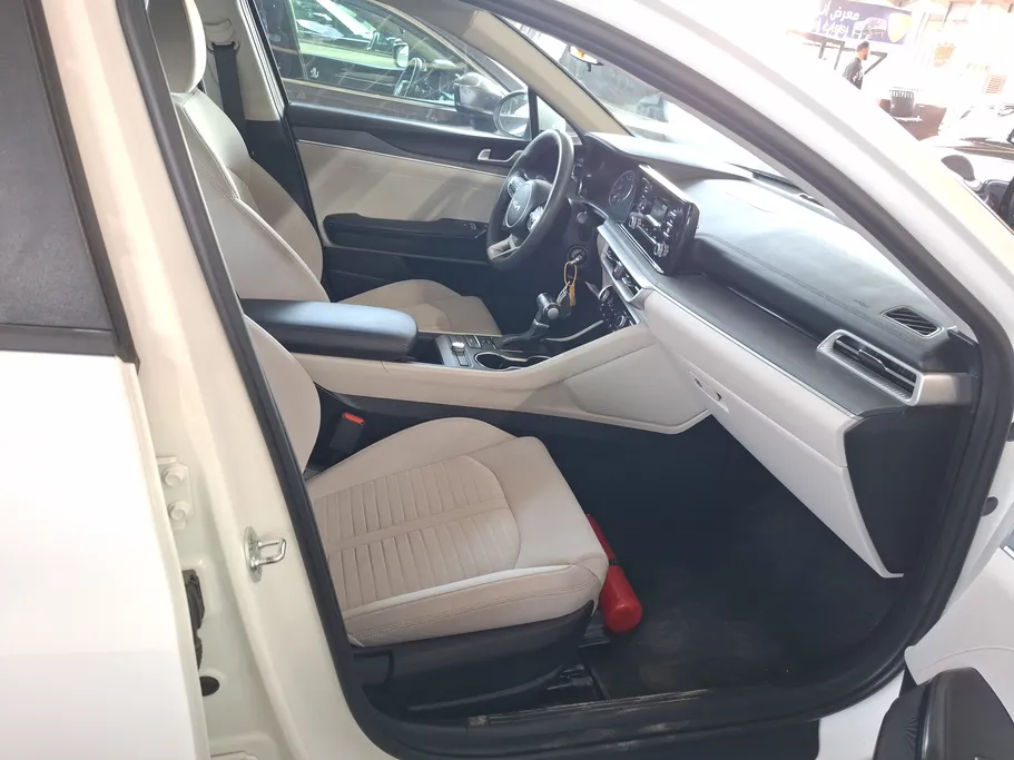 كيا K5 LX 2022 