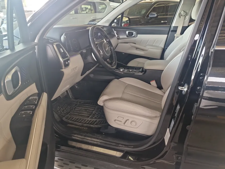 2022 Kia Sorento EX 