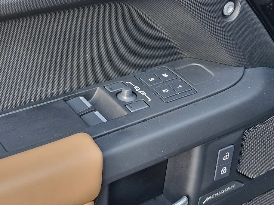 2025 Land Rover Defender P300 S 