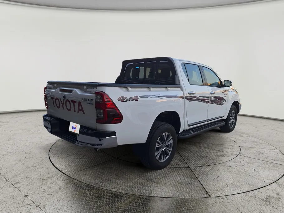 2023 Toyota Hilux SGLX 4X4 AT DSL 