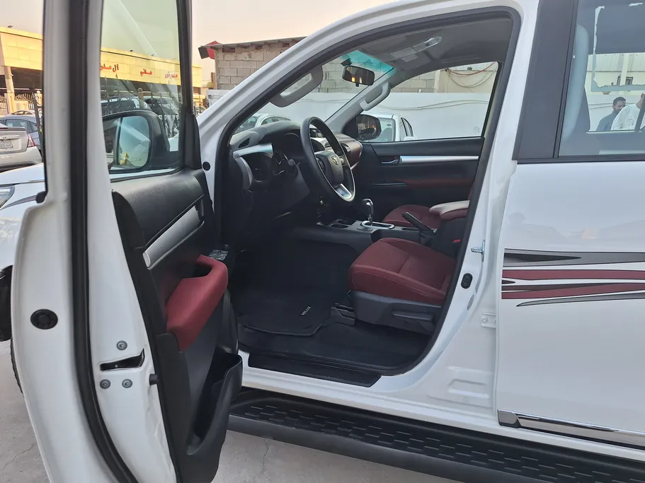 تويوتا هايلكس SGLX 4X4 AT DSL 2023 