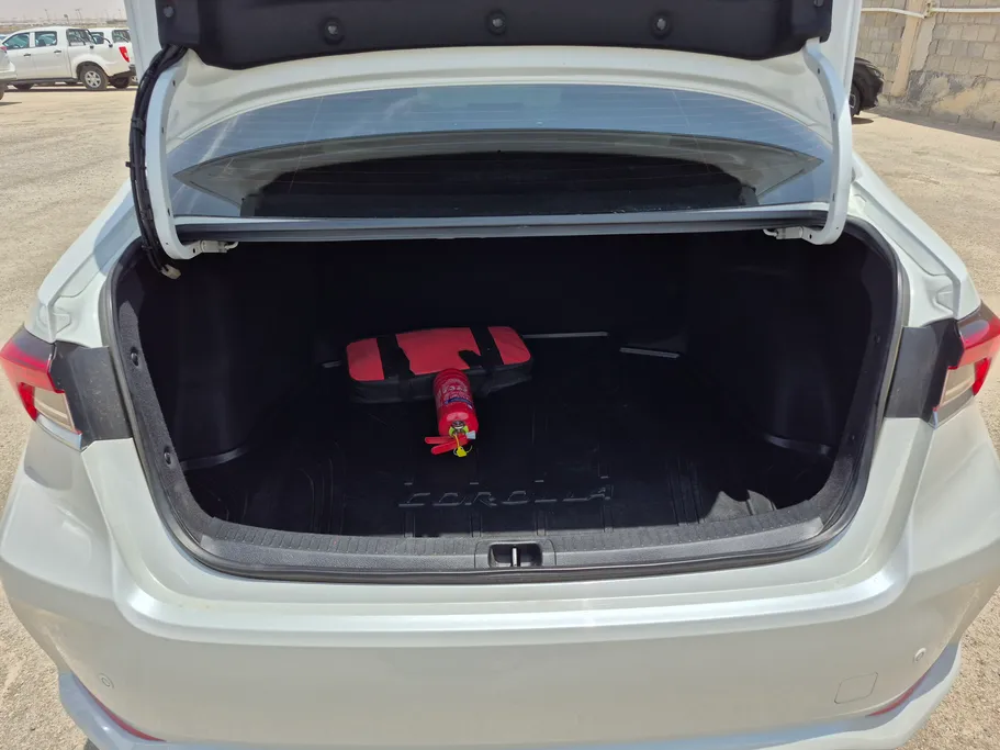 2022 Toyota Corolla XLI Executive Moonroof 