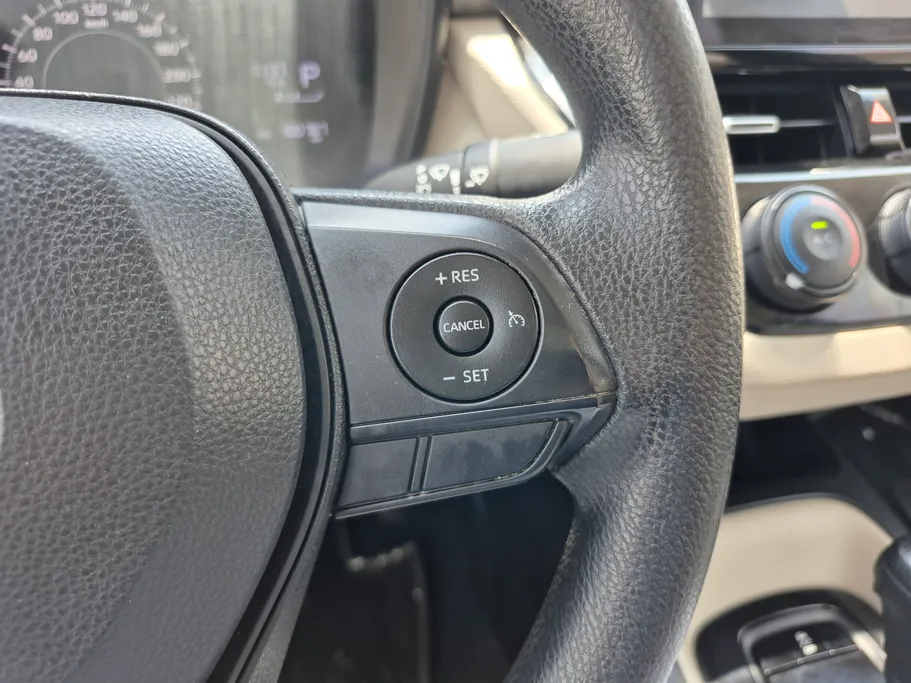 2022 Toyota Corolla XLI Executive Moonroof 