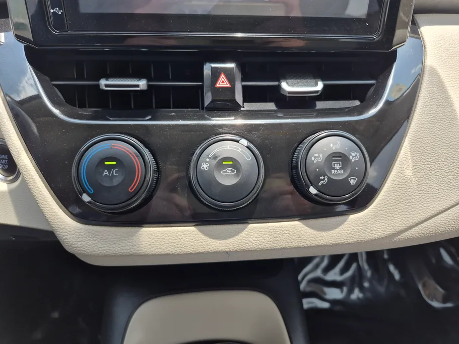 2022 Toyota Corolla XLI Executive Moonroof 