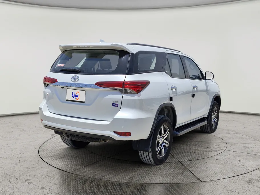 2024 Toyota Fortuner VX 