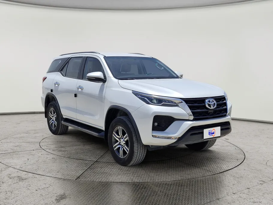 2024 Toyota Fortuner VX 