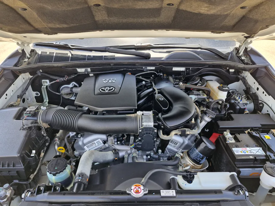 تويوتا فورتشنر VX1 2024 