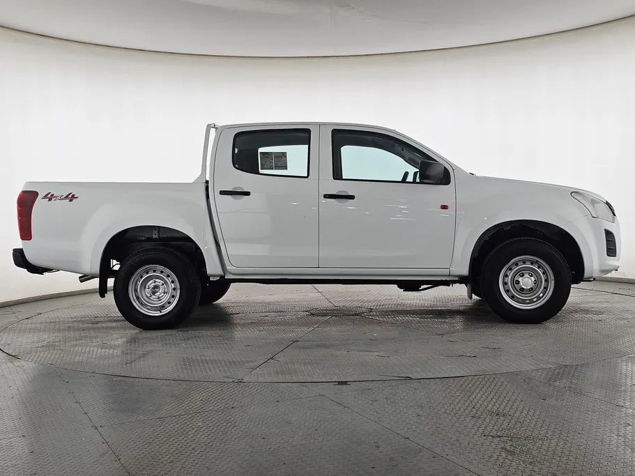 ايسوزو دي ماكس Double Cab 2023 