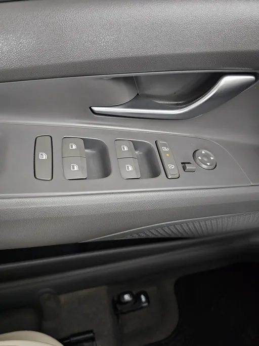 2024 Hyundai Elantra Fleet 