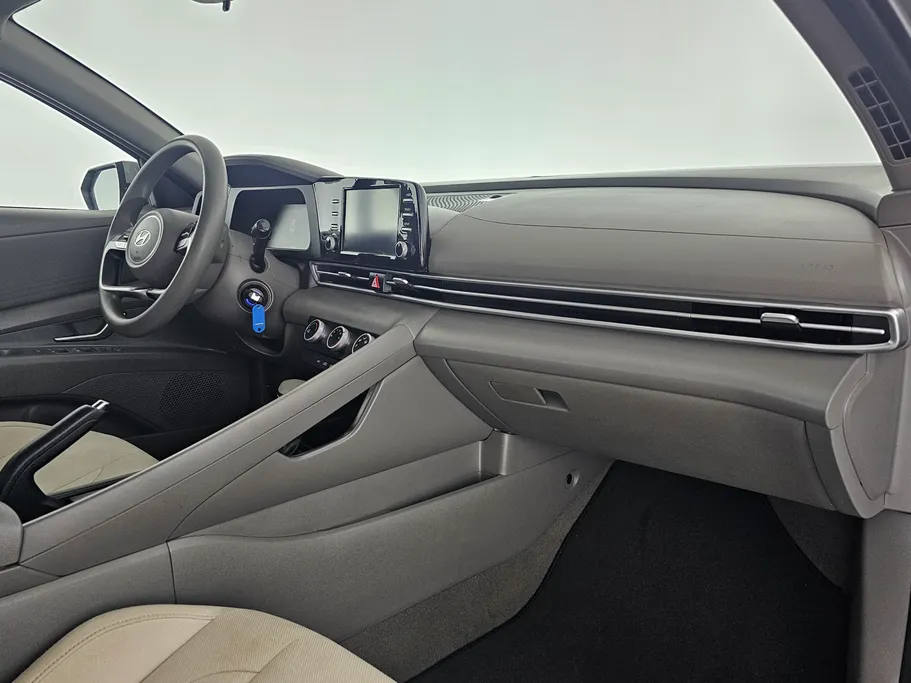 2024 Hyundai Elantra Fleet 