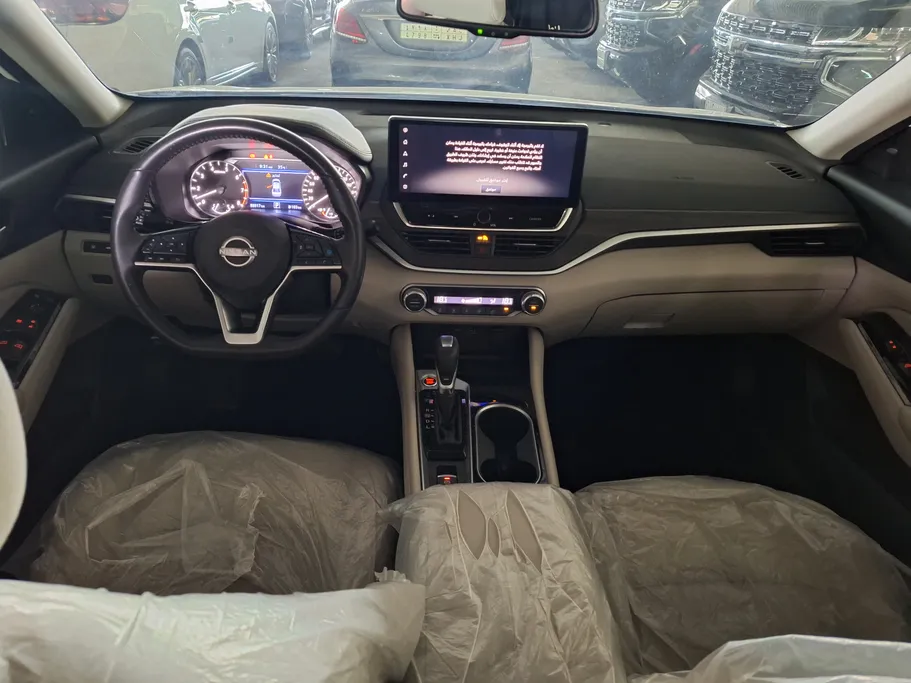 2023 Nissan Altima SV 