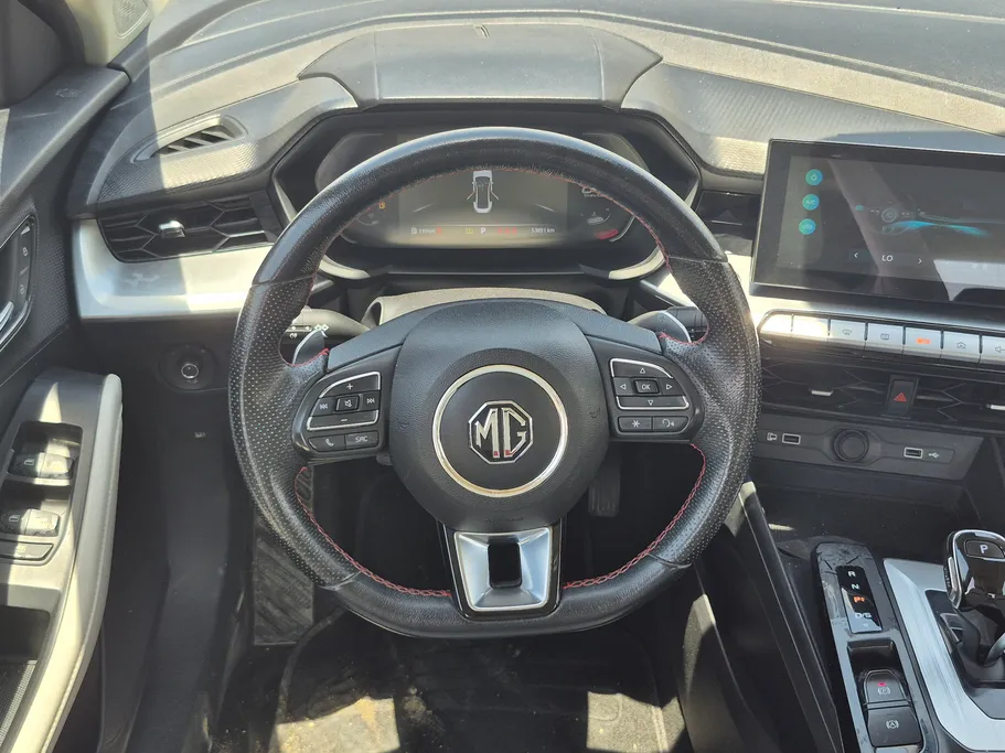 2023 MG GT LUX 