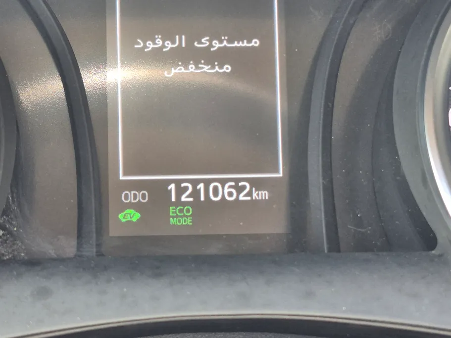 تويوتا كامري LE HEV 2023 
