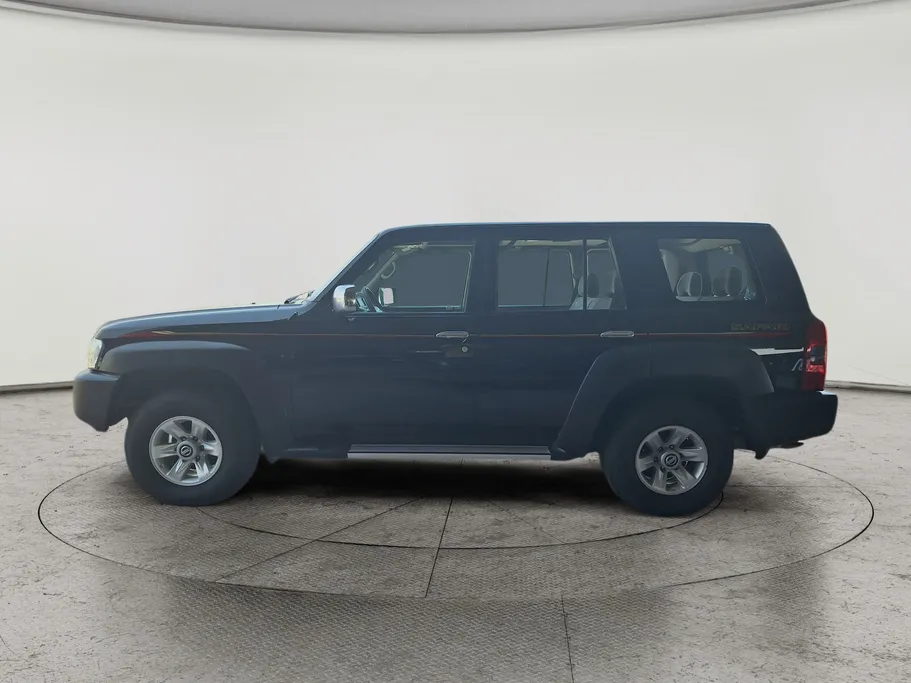 2022 Nissan EBRO (Fatque) GL 
