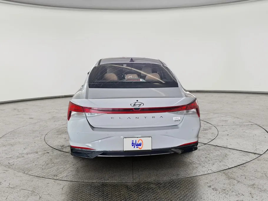 2023 Hyundai Elantra Smart Plus 
