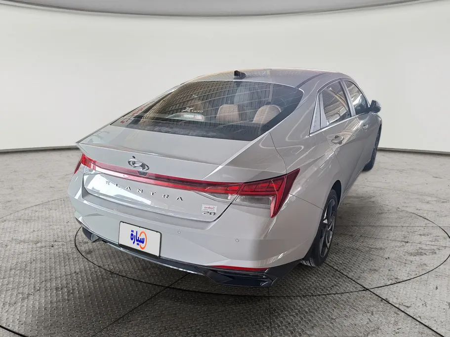 2023 Hyundai Elantra Smart Plus 