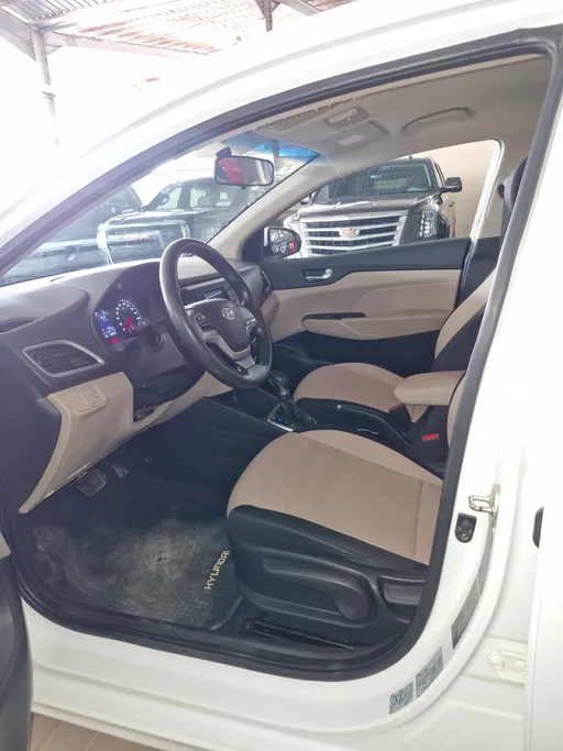 2023 Hyundai Accent Smart 