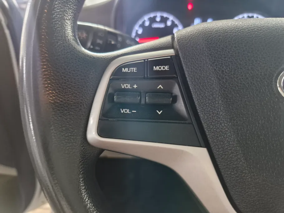 2023 Hyundai Accent Smart 