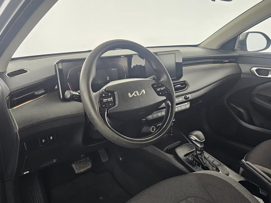 2024 Kia K3 LX 