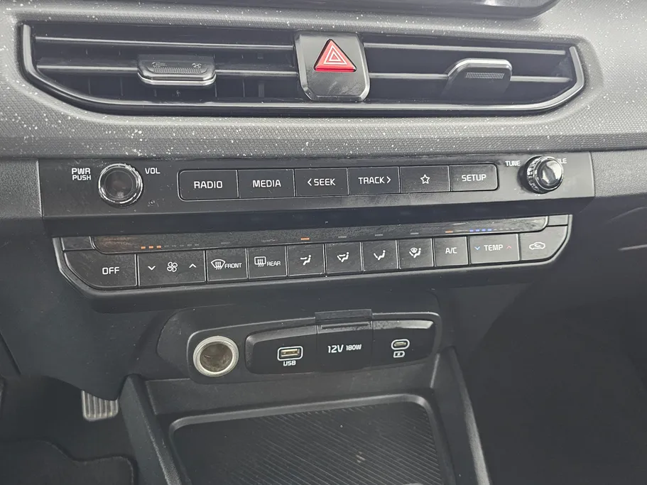 2024 Kia K3 LX 