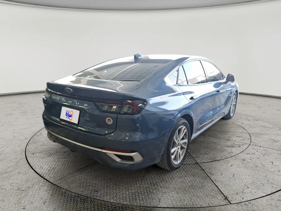 2023 Ford Taurus Trend 