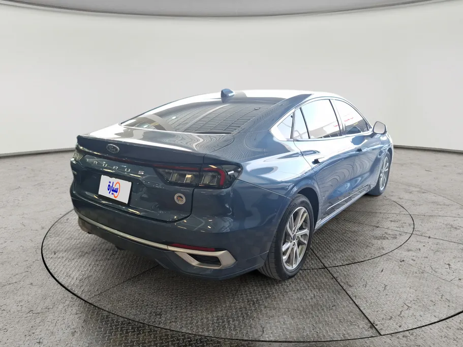 2023 Ford Taurus Trend 