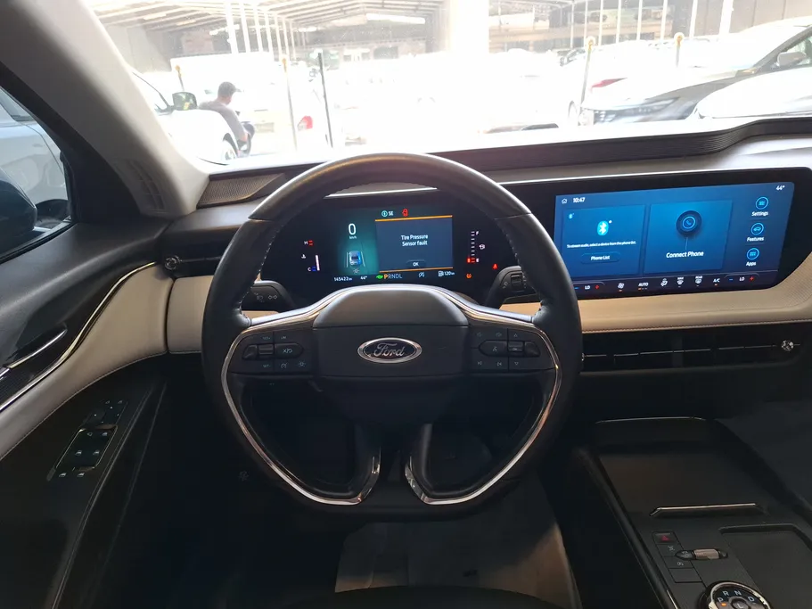 2023 Ford Taurus Trend 