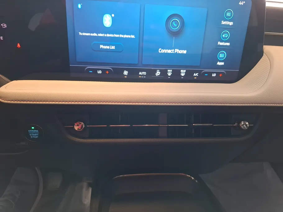 2023 Ford Taurus Trend 