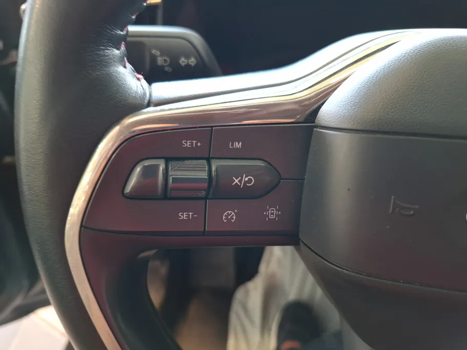 2023 Ford Taurus Trend 