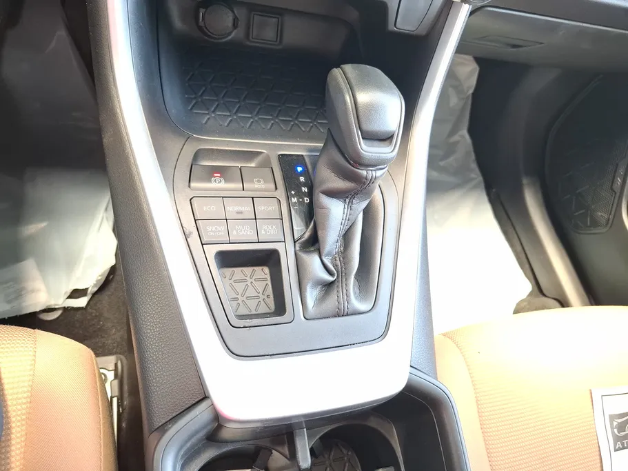 2022 Toyota RAV4 STD 