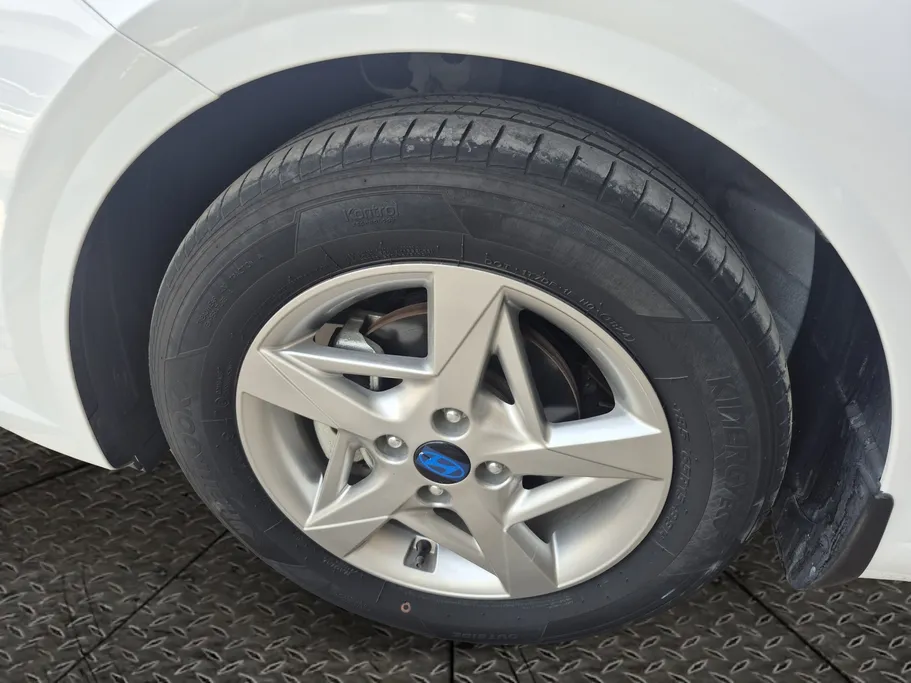 2024 Hyundai Accent Fleet 