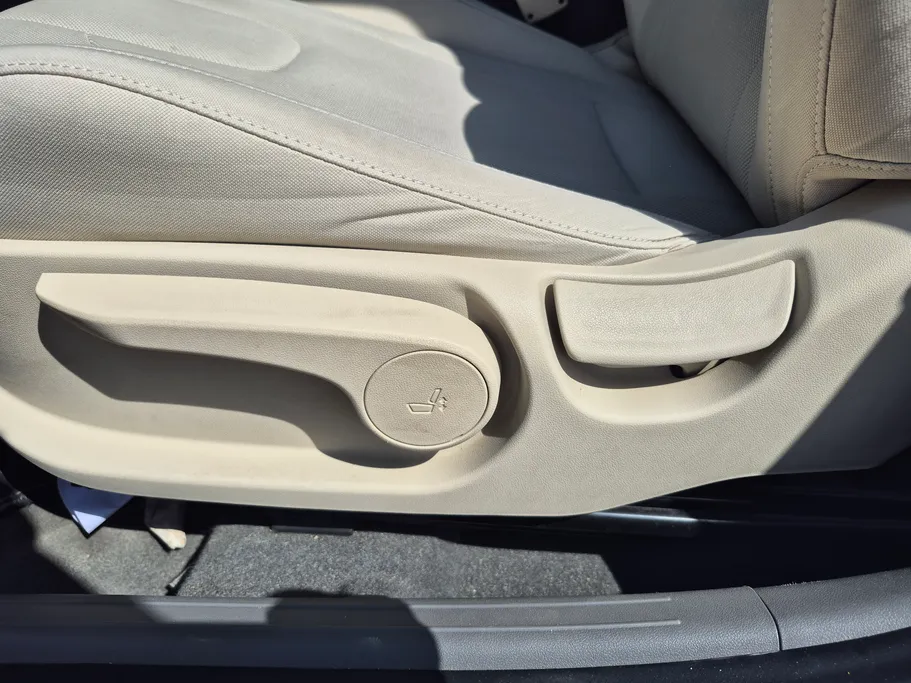2024 Hyundai Elantra Fleet 