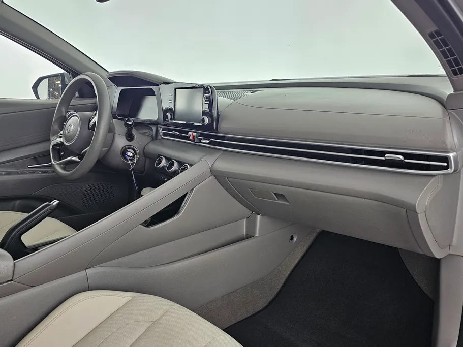 2024 Hyundai Elantra Fleet 