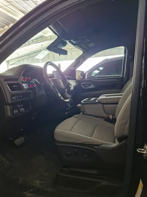 2024 Chevrolet Suburban LS 