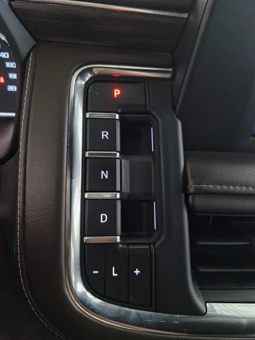 2024 Chevrolet Suburban LS 