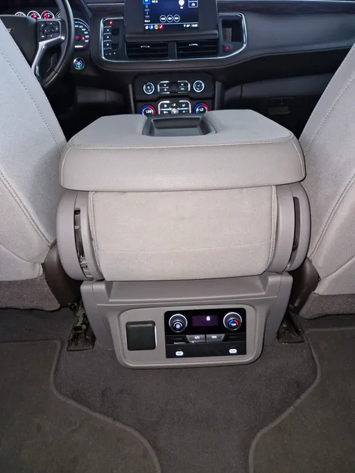 2024 Chevrolet Suburban LS 