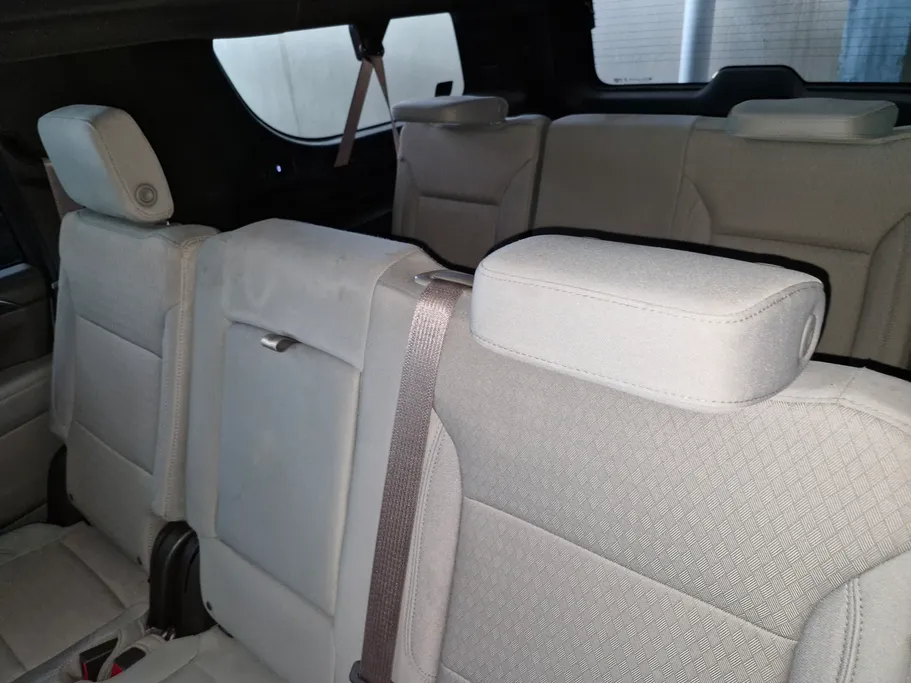 2024 Chevrolet Suburban LS 