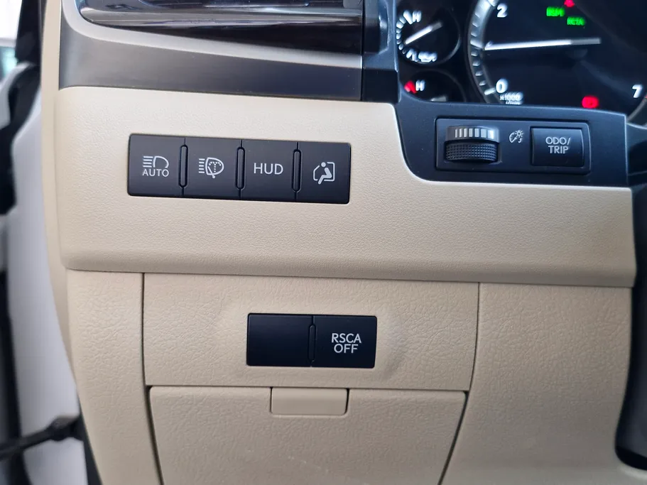 لكزس LX 570 S 2021 