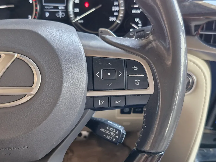 لكزس LX 570 S 2021 