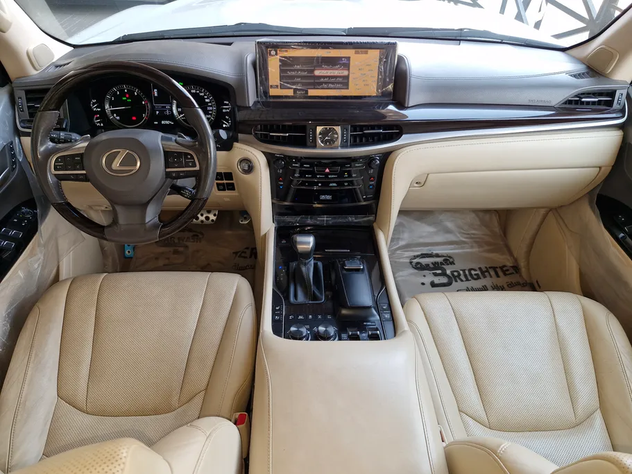 لكزس LX 570 S 2021 