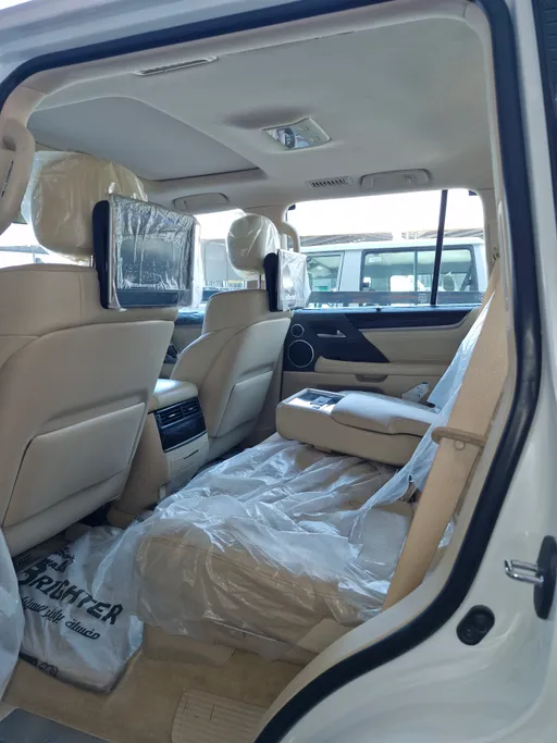 لكزس LX 570 S 2021 