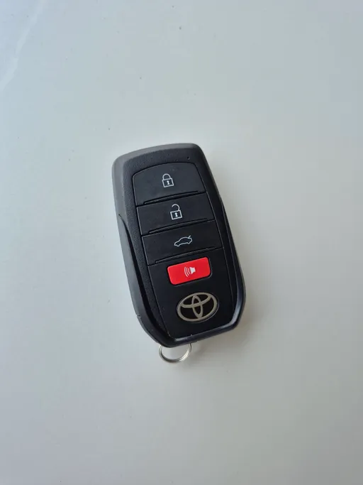 2025 Toyota Camry  LE HEV 